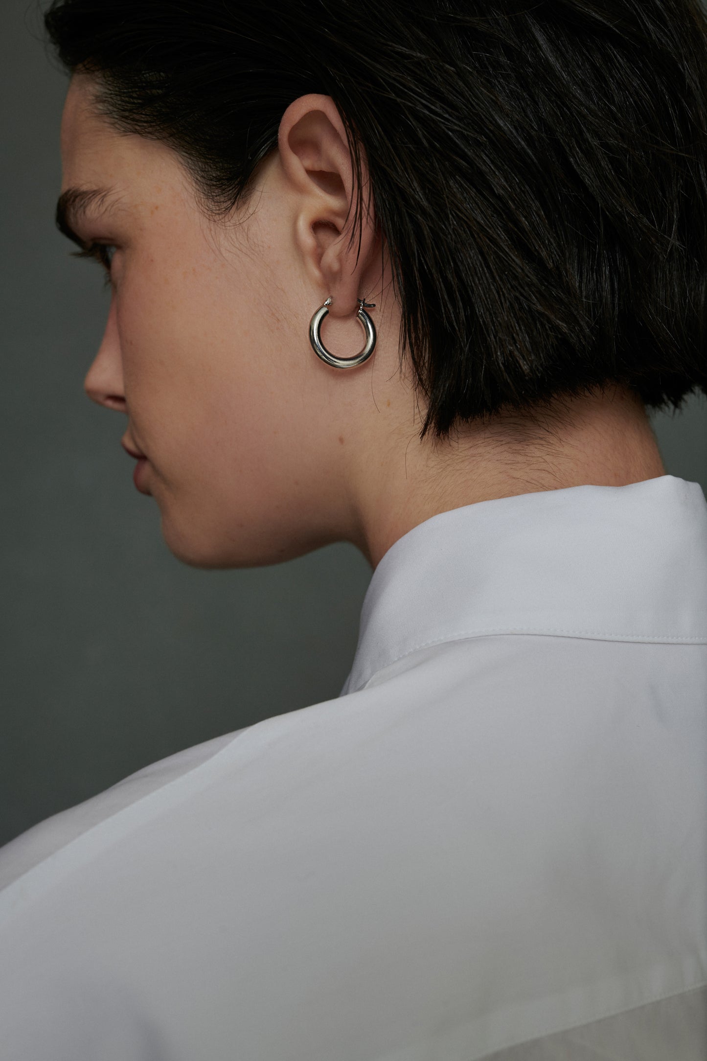 PENDIENTES AUDREY GRIS